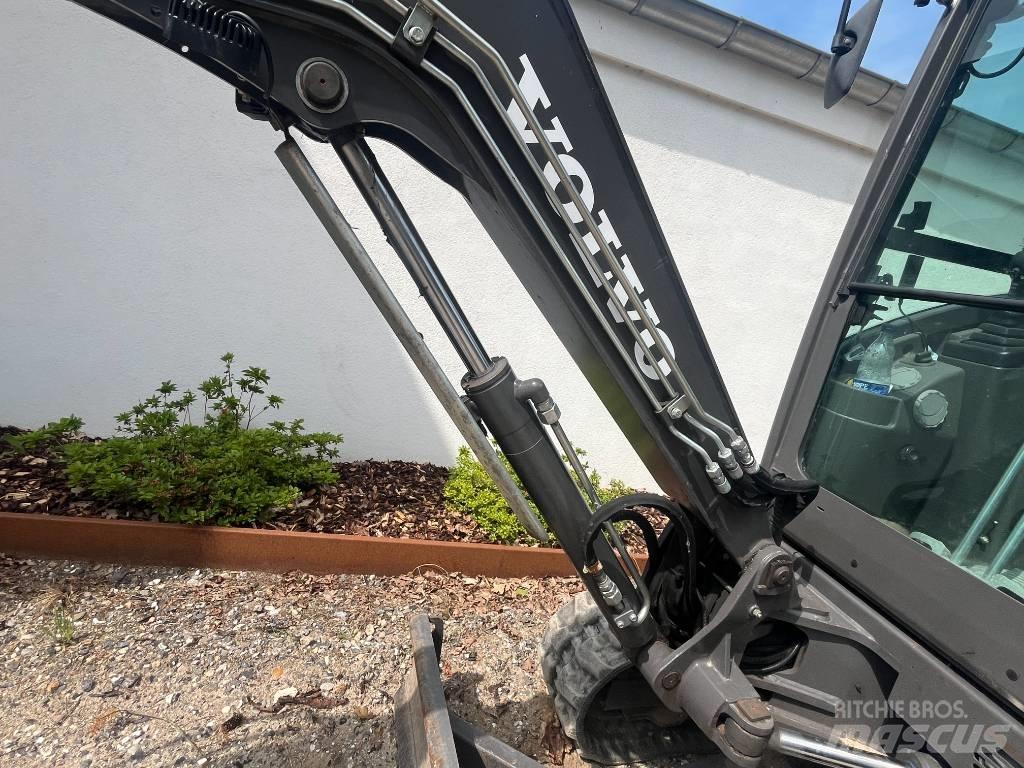 Volvo ECR 25 D Міні-екскаватори < 7т