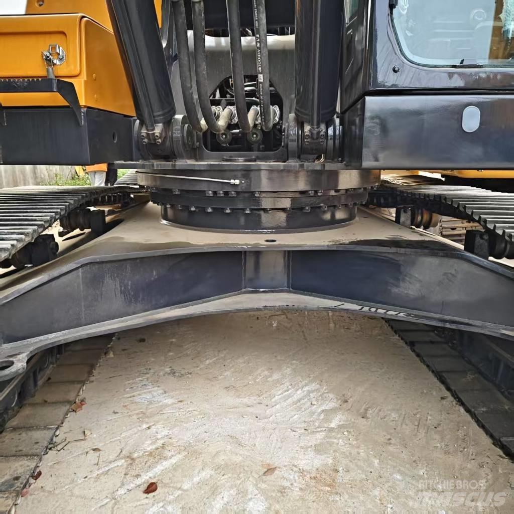 Volvo EC 380 D L Гусеничні екскаватори