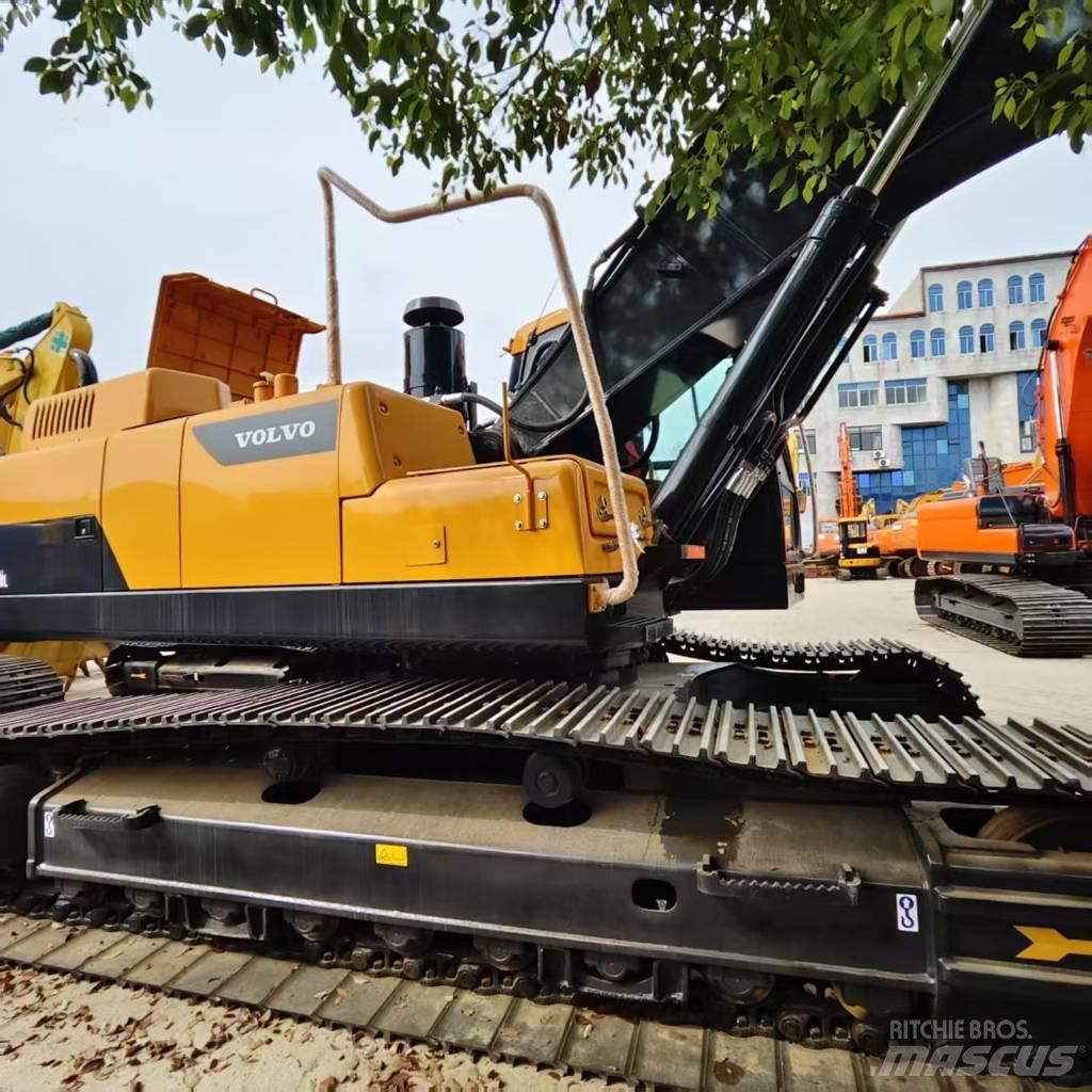 Volvo EC 380 D L Гусеничні екскаватори