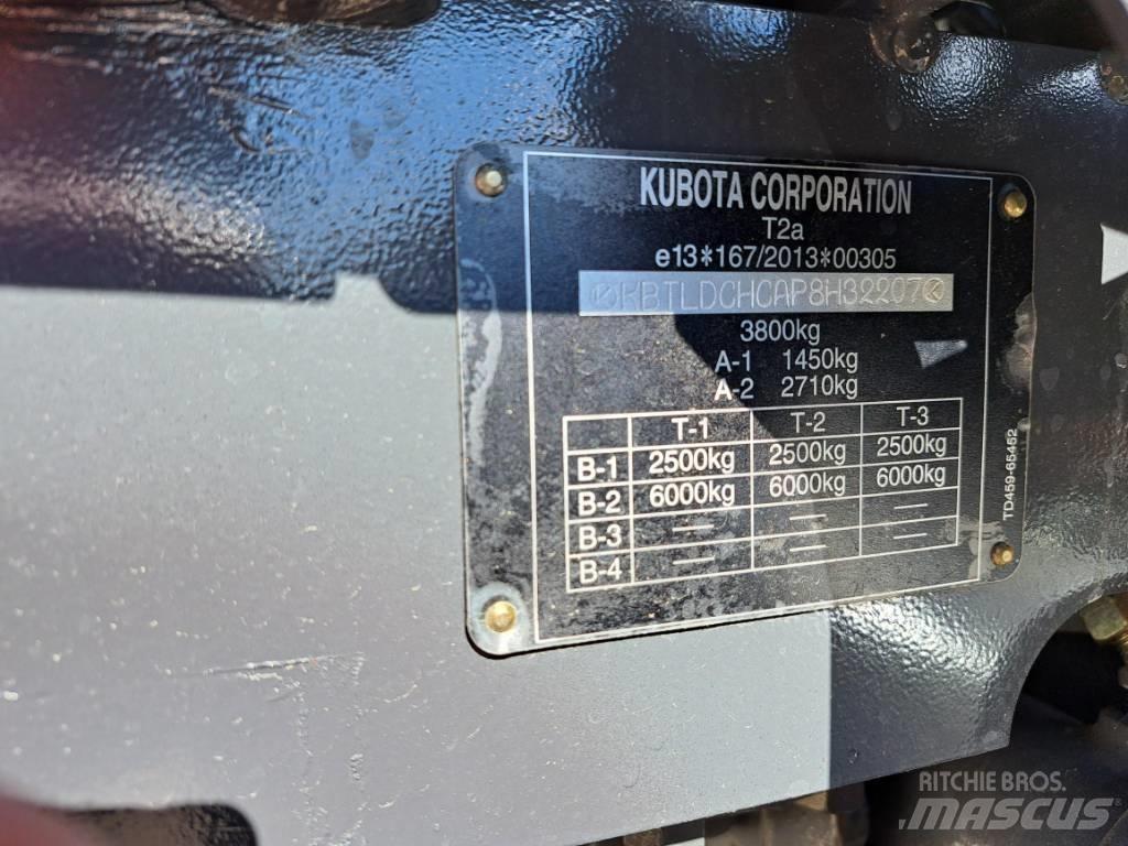 Kubota L2-552 Трактори