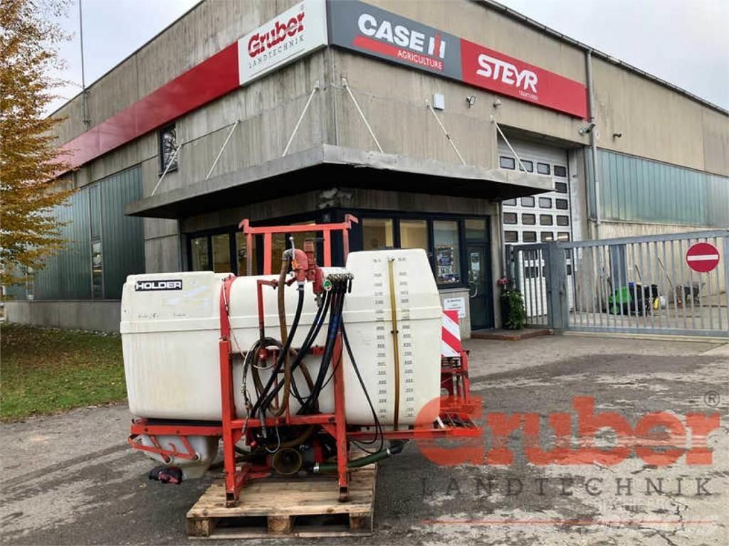 Holder 1.600 l Причіпні обприскувачі