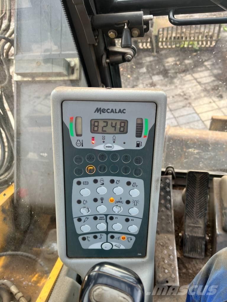 Mecalac 12 MXT Екскаватори-навантажувачі