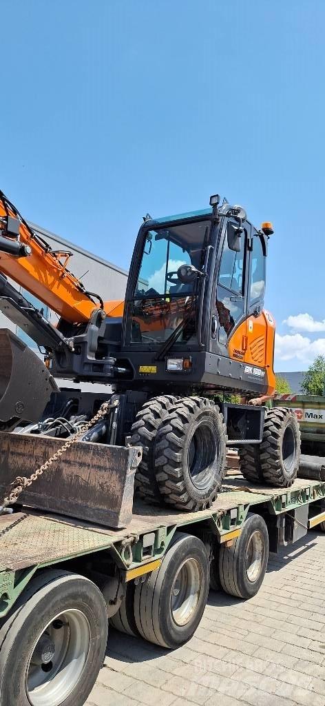 Doosan DX 100 W-7 Колісні екскаватори