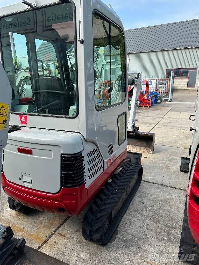 Takeuchi TB 016 R Міні-екскаватори < 7т