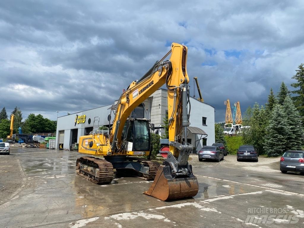 Liebherr R924LC Гусеничні екскаватори