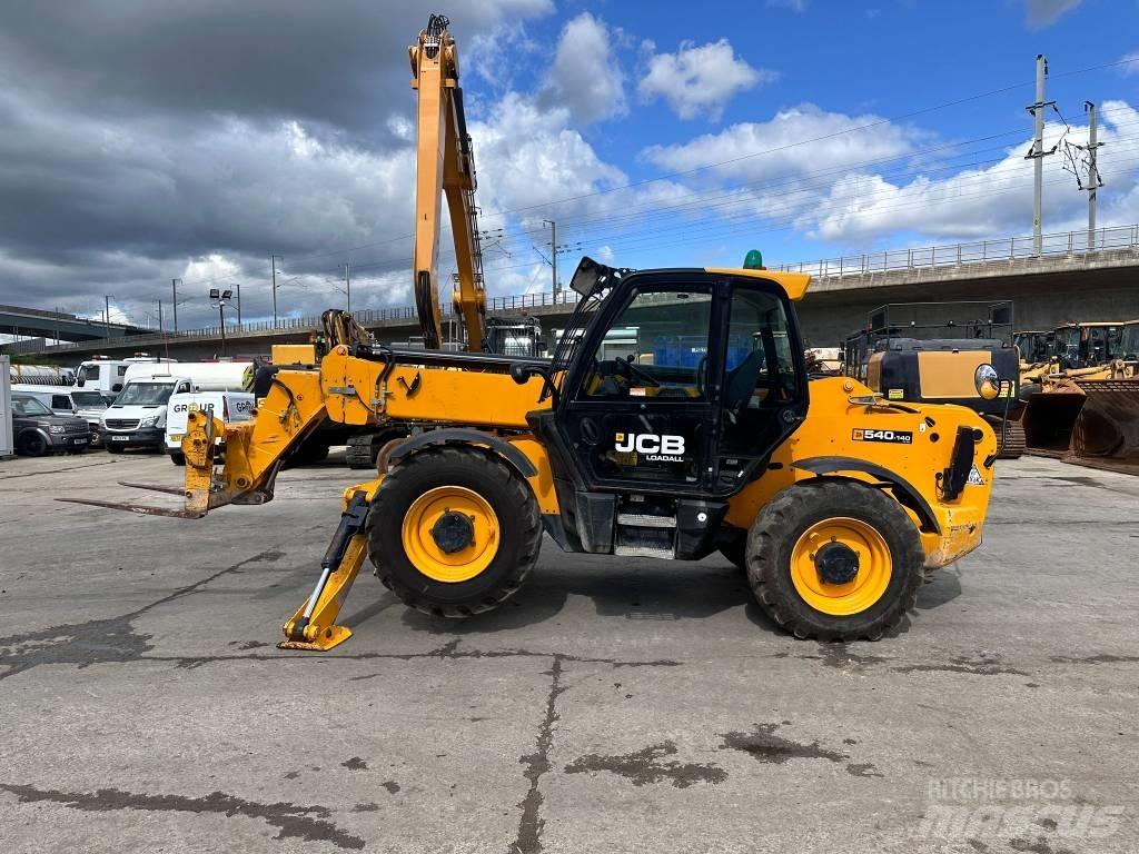 JCB 540-140 Телескопічні навантажувачі