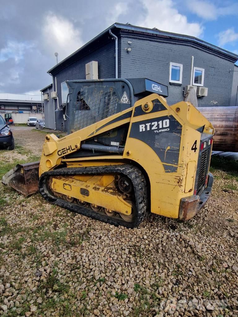 Gehl RT 210 Гусеничні вантажники