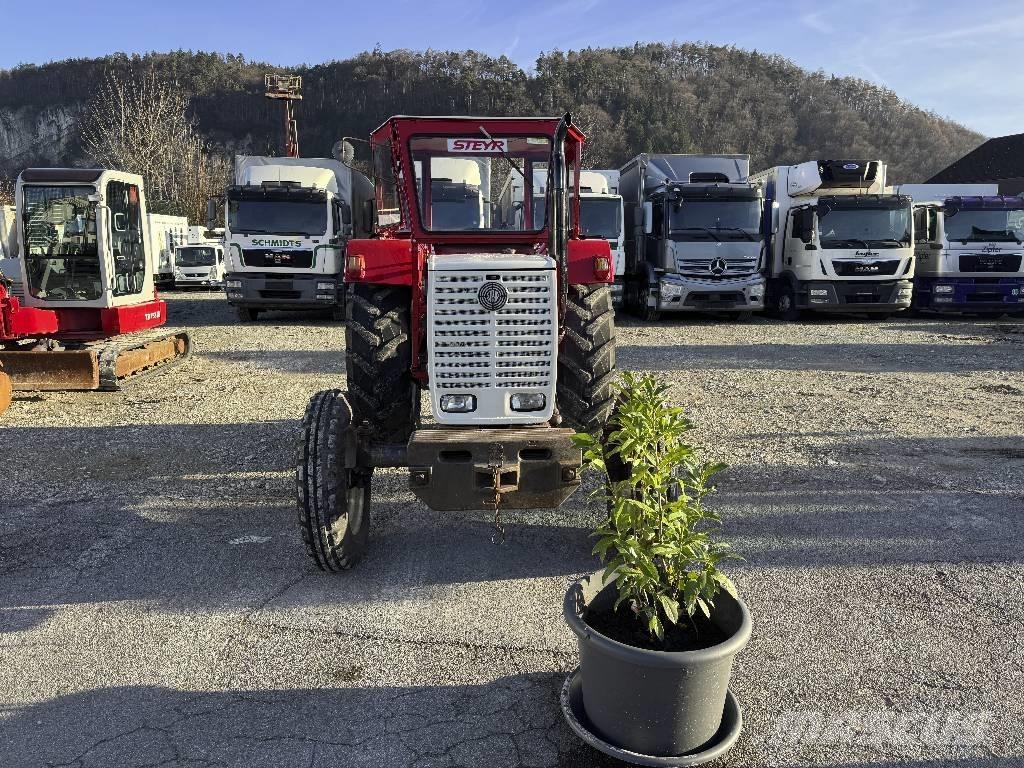 Steyr 980 Schlepper Трактори