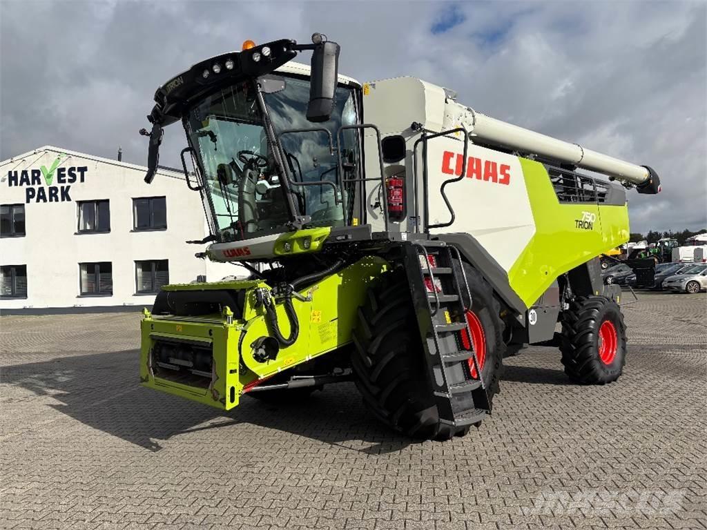 CLAAS TRION 750 Зернозбиральні комбайни