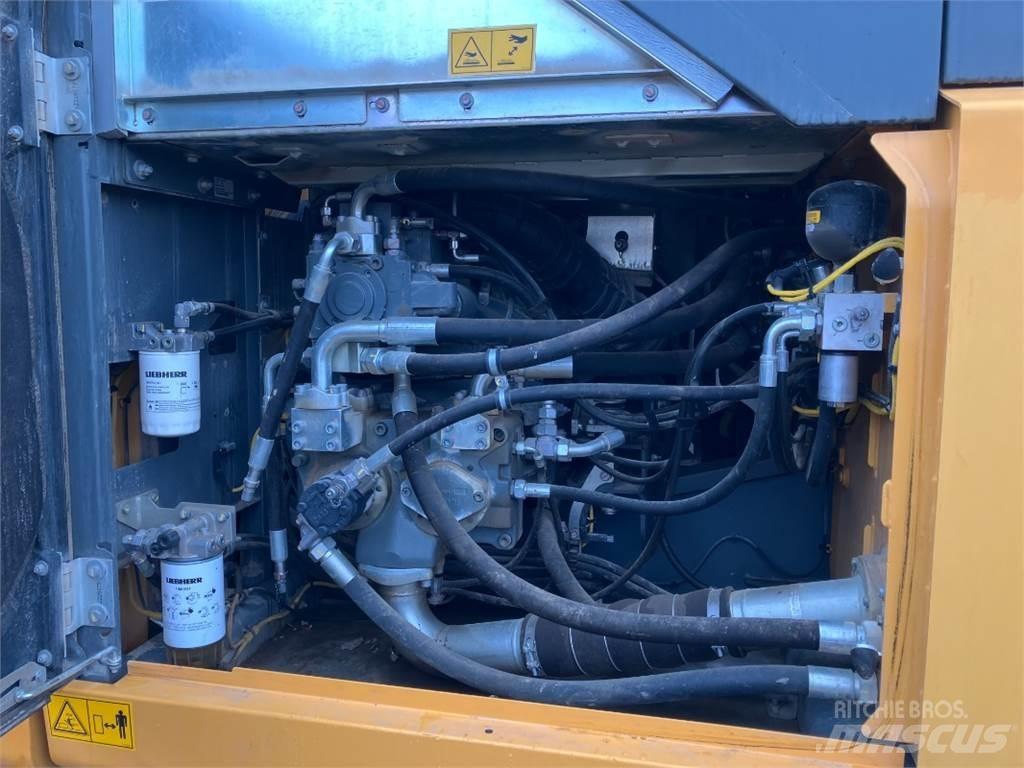 Liebherr R934 Гусеничні екскаватори