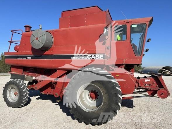 Case IH 1480 Зернозбиральні комбайни