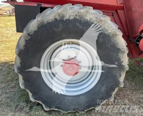 Case IH 2188 Зернозбиральні комбайни