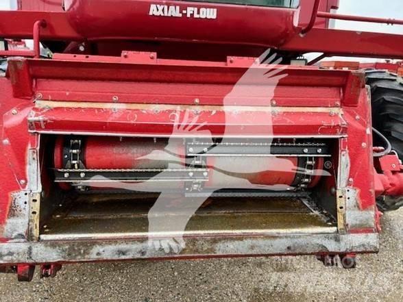 Case IH 2388 Зернозбиральні комбайни