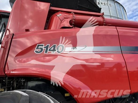 Case IH 5140 Зернозбиральні комбайни