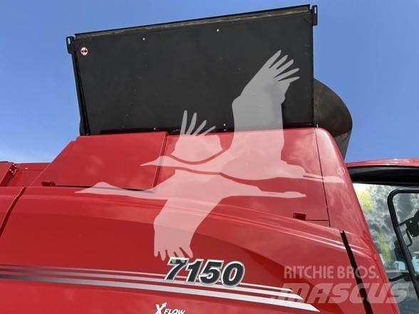 Case IH 7150 Зернозбиральні комбайни