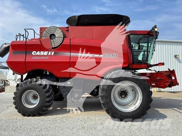 Case IH 8010 Зернозбиральні комбайни