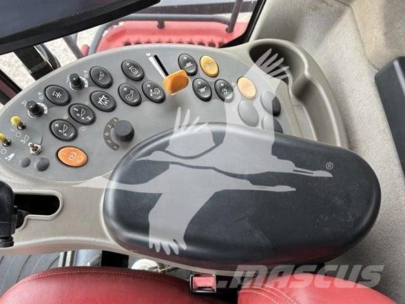 Case IH 8230 Зернозбиральні комбайни