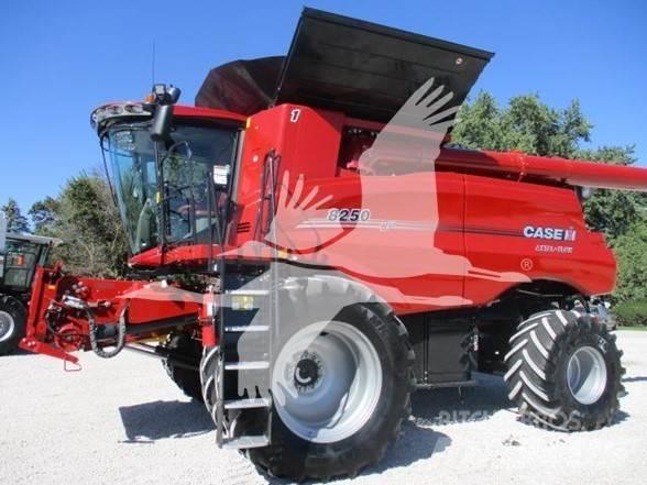 Case IH 8250 Зернозбиральні комбайни