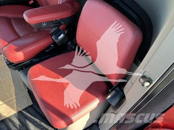 Case IH 9240 Зернозбиральні комбайни