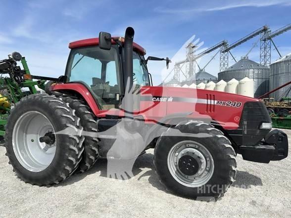 Case IH MX240 Трактори