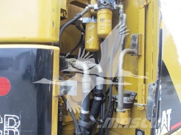 CAT 321C LCR Гусеничні екскаватори