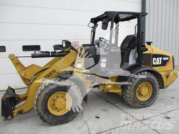 CAT 906H2 Фронтальні навантажувачі