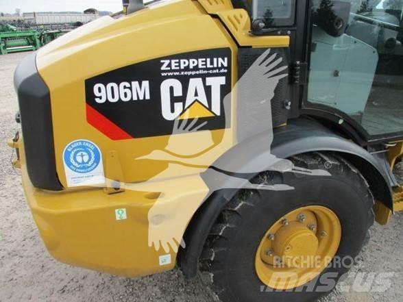 CAT 906M Фронтальні навантажувачі
