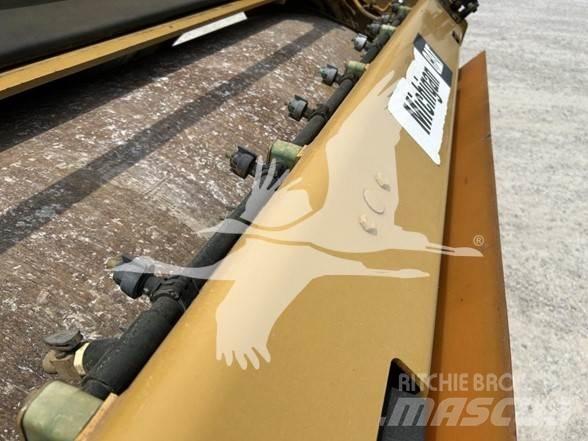 CAT CB54XW Грунтові котки