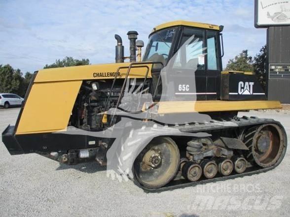 CAT CH65C Трактори