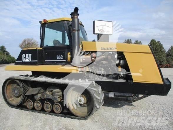 CAT CH65C Трактори