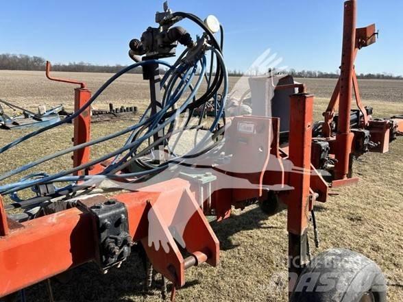 Clark TB3542 Будтехніка - Інші