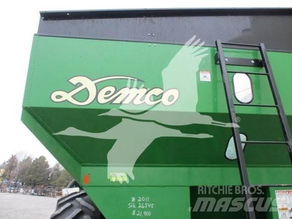 Demco 750 Причепи перевантажувачі зерна