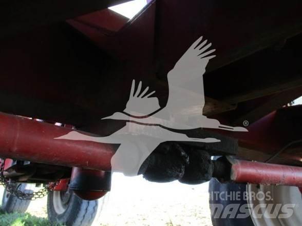 E-Z Trail 500 Причепи перевантажувачі зерна