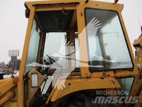 Ford 655A Екскаватори-навантажувачі
