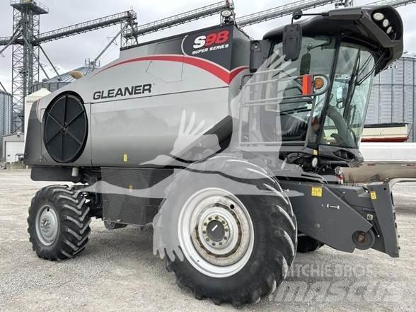Gleaner S98 Зернозбиральні комбайни