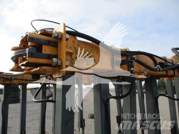 Hagie NTB16 Розсіювач мінеральних добрив