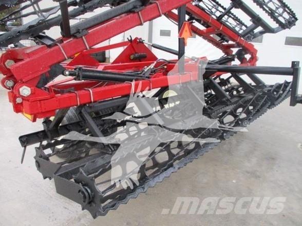 J&M TF215 Інші землеоброблювальні машини і додаткове обладнання
