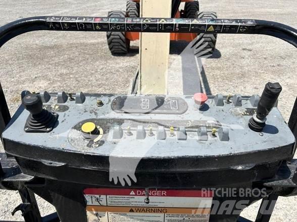 JLG 800A Колінчаті підйомники