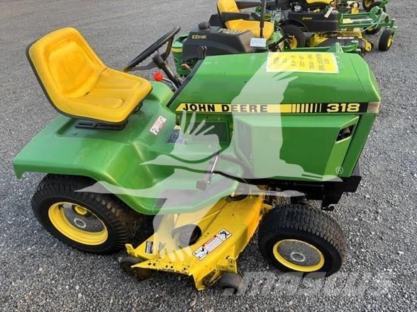 John Deere 318 Самохідні газонокосарки