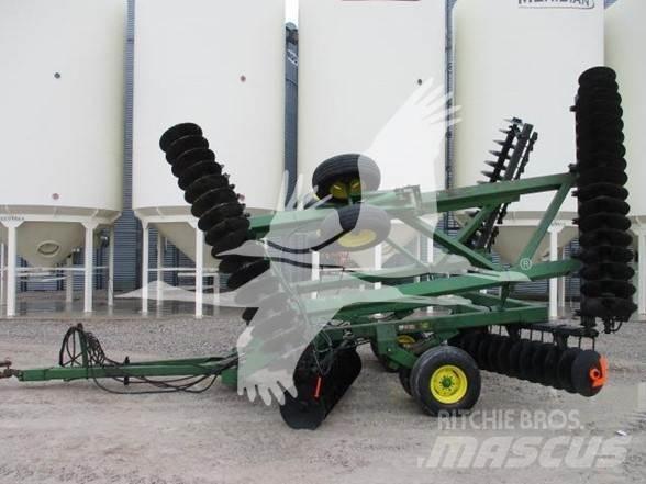 John Deere 630 Дискові борони