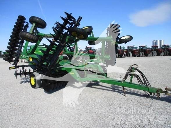 John Deere 637 Дискові борони