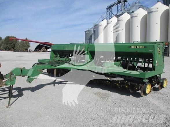 John Deere 750 Сівалки