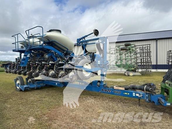Kinze 3660 Cажалки