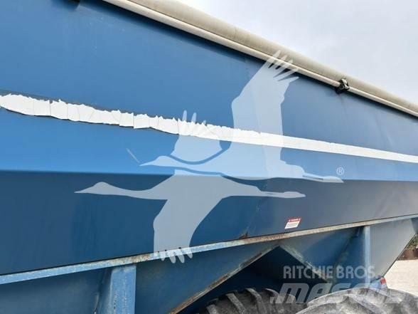 Kinze 840 Причепи перевантажувачі зерна