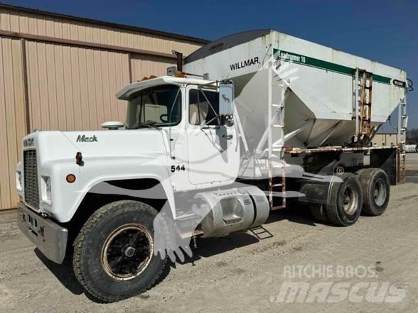 Mack R686ST Будтехніка - Інші
