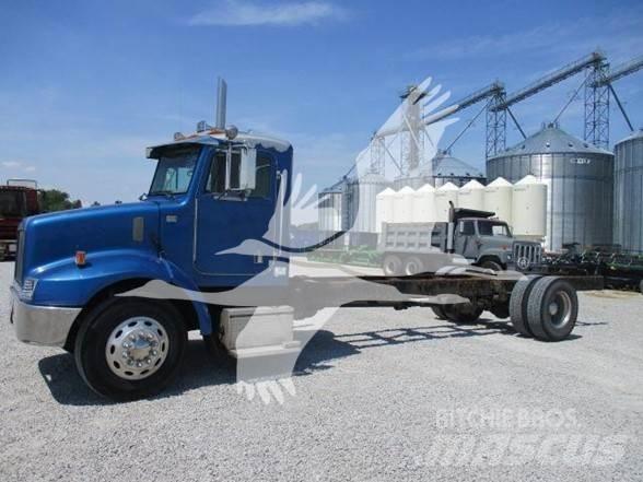 Peterbilt 330 Шасі з кабіною