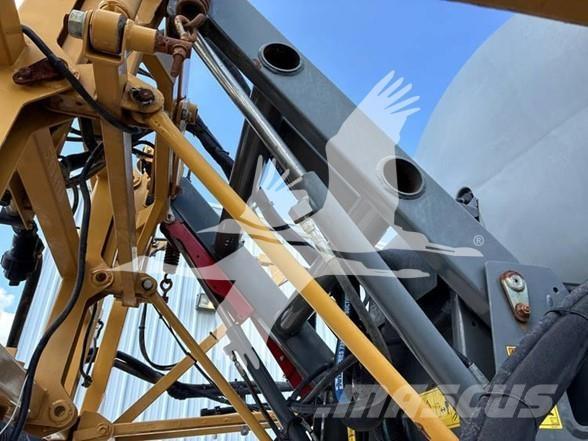 RoGator RG700 Самохідні обприскувачі