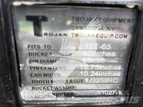 Trojan 120CL Ковші