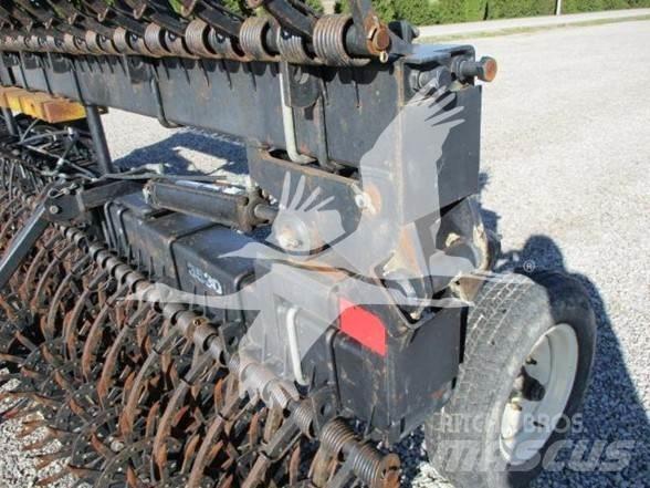 YETTER 3530 Інші землеоброблювальні машини і додаткове обладнання