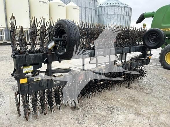 YETTER 3530 Інші землеоброблювальні машини і додаткове обладнання